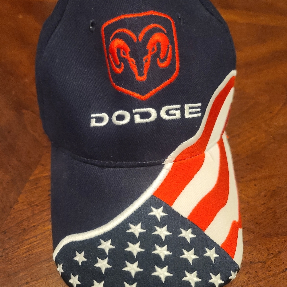 Vintage DODGE black with USA flag hat for men Pre-Owned/Used.